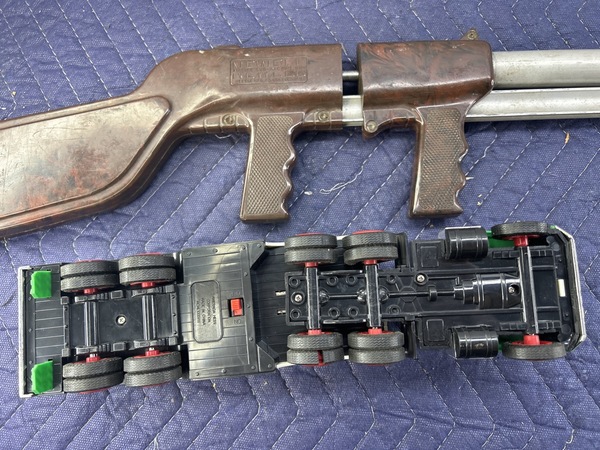 42661