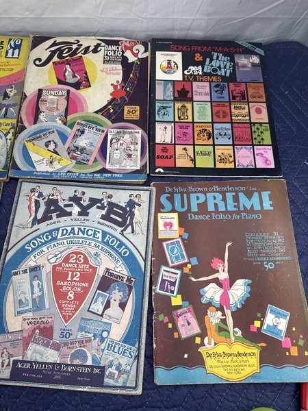 42699