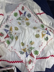 42748